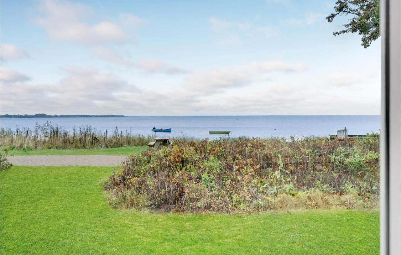 Beach Front Home In Sjolund With Kitchen Dış mekan fotoğraf
